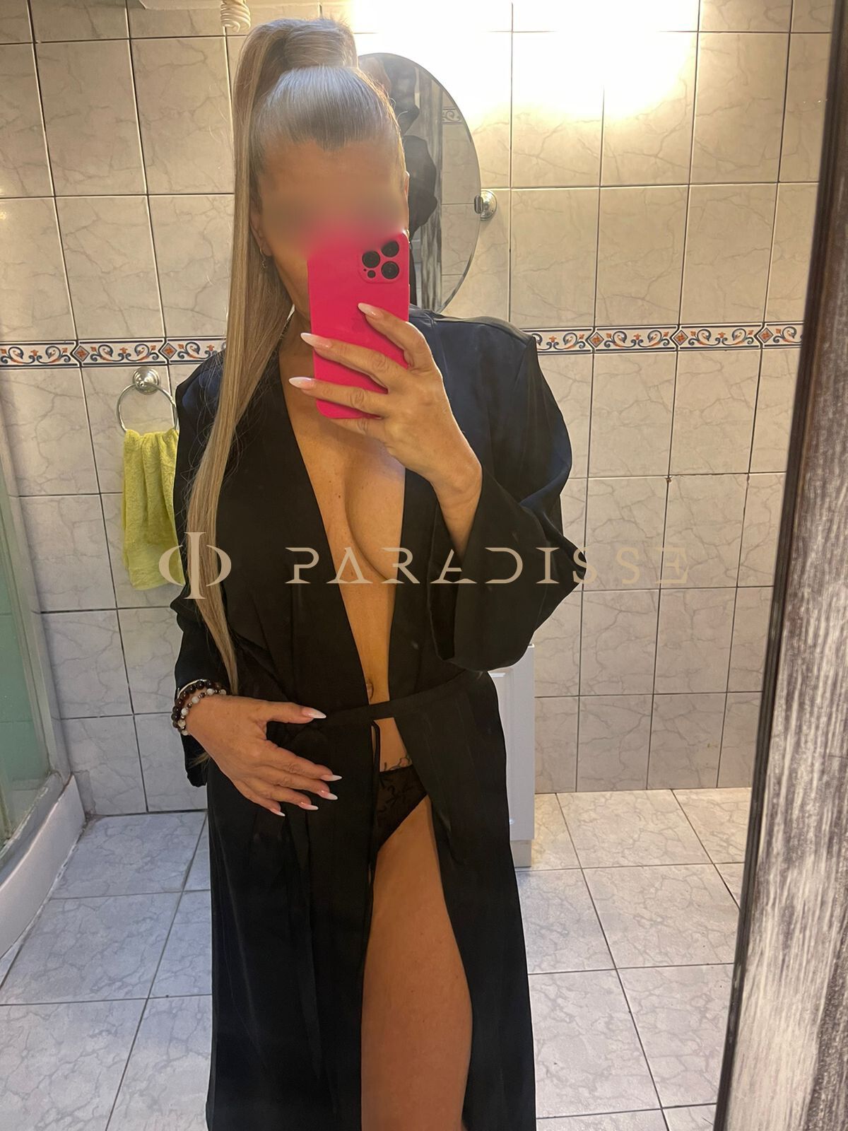 Escorts VIP Paradisse - Mia